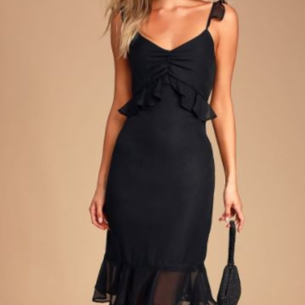 Lulu's Lovely in Love Black Ruffled Midi Dress